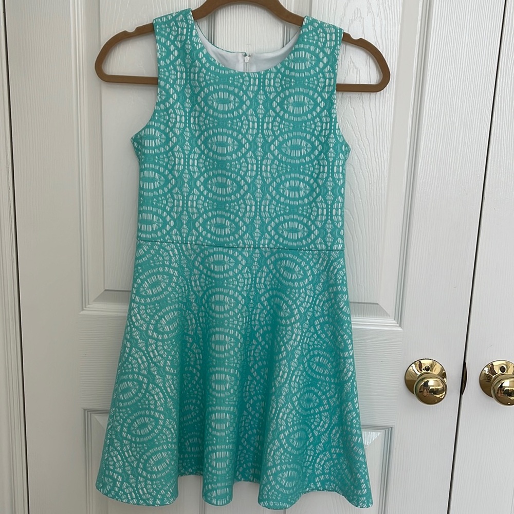 Teal patterned short dress. 👗